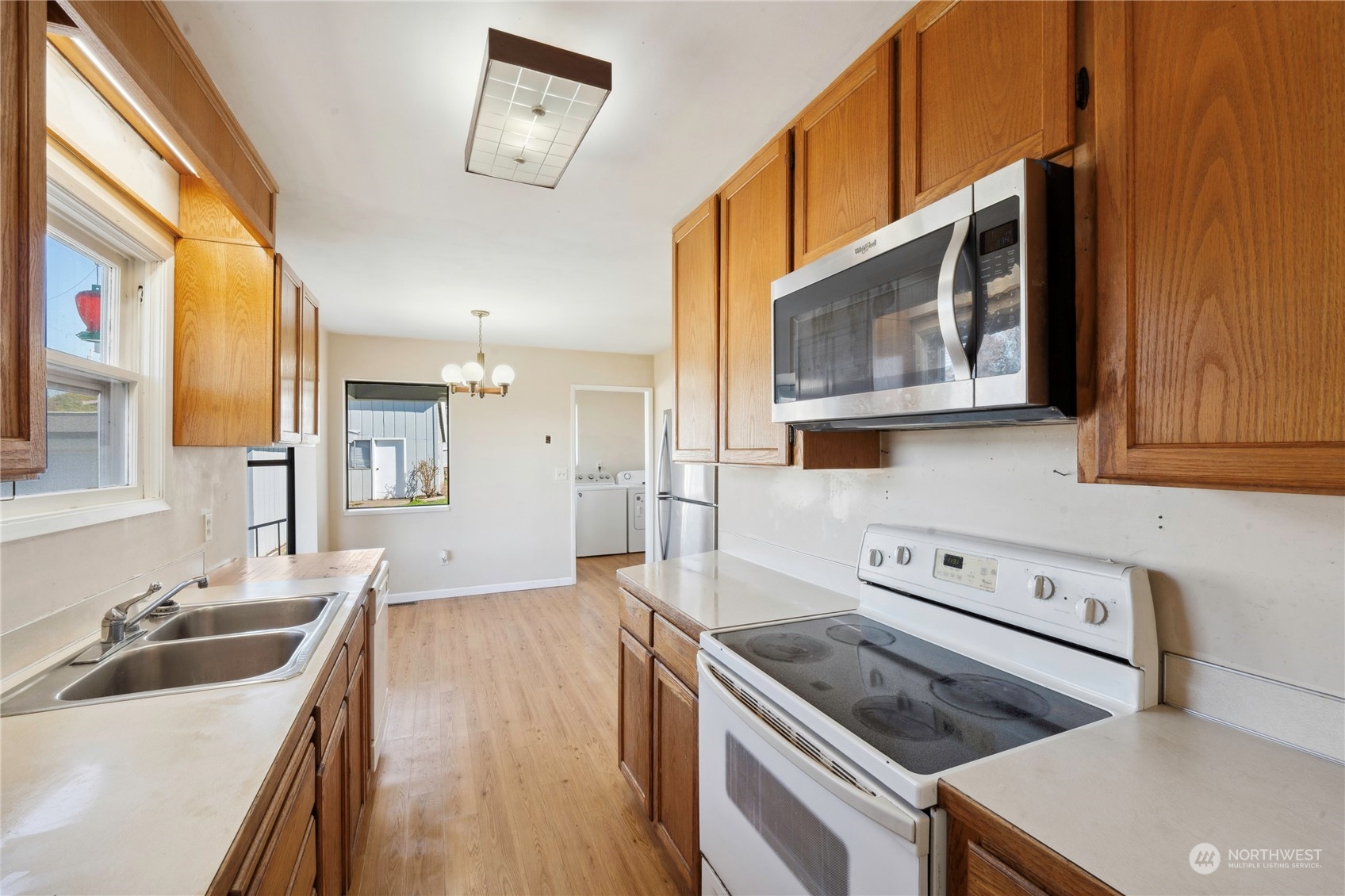 3913 R Avenue Anacortes, WA 98221 - Photo 18 of 28 Gallery Image 18