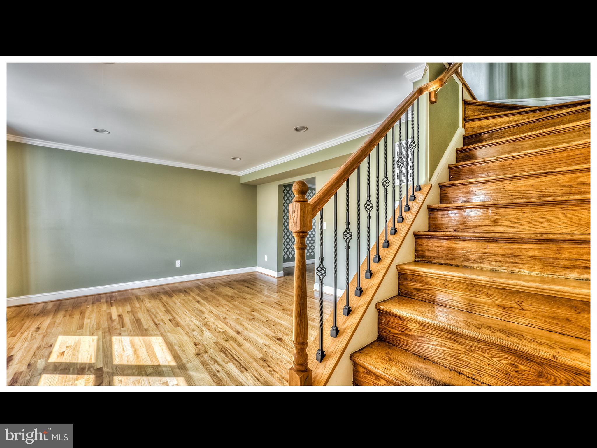 836 Bradhurst Road Baltimore, MD 21212 - Photo 12 of 24 a view of an entryway