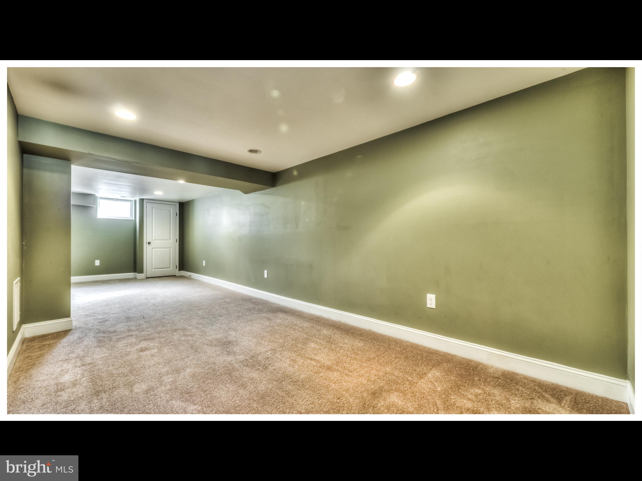 836 Bradhurst Road Baltimore, MD 21212 - Photo 23 of 24 a view of an empty room