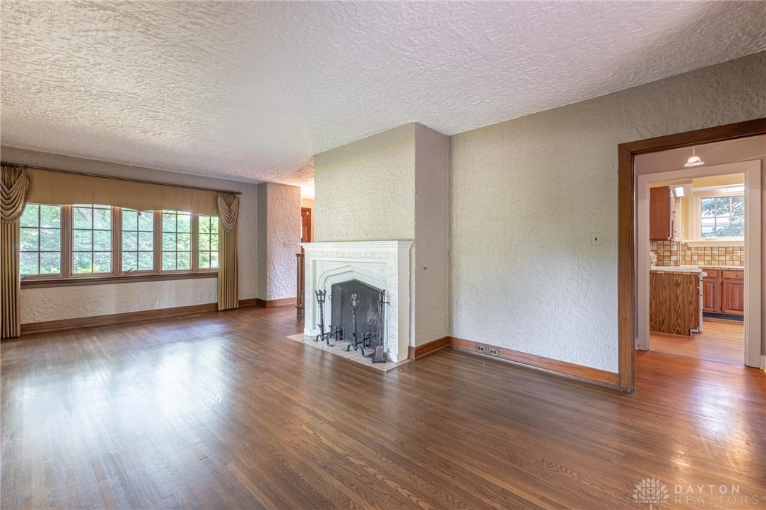 300 Patterson Road Oakwood, OH 45419 - Photo 4 of 50