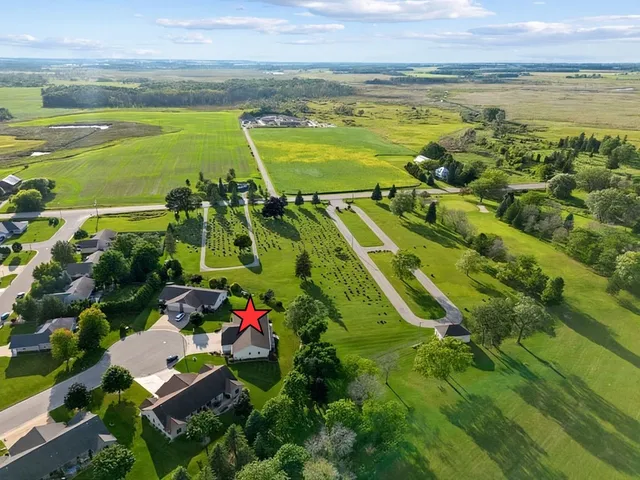 $289,900 | 498 Ridgeway Court, Brillion, WI 54110