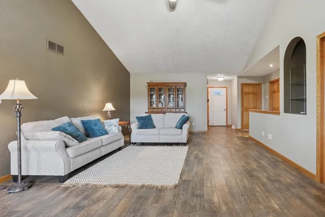 $289,900 | 498 Ridgeway Court, Brillion, WI 54110