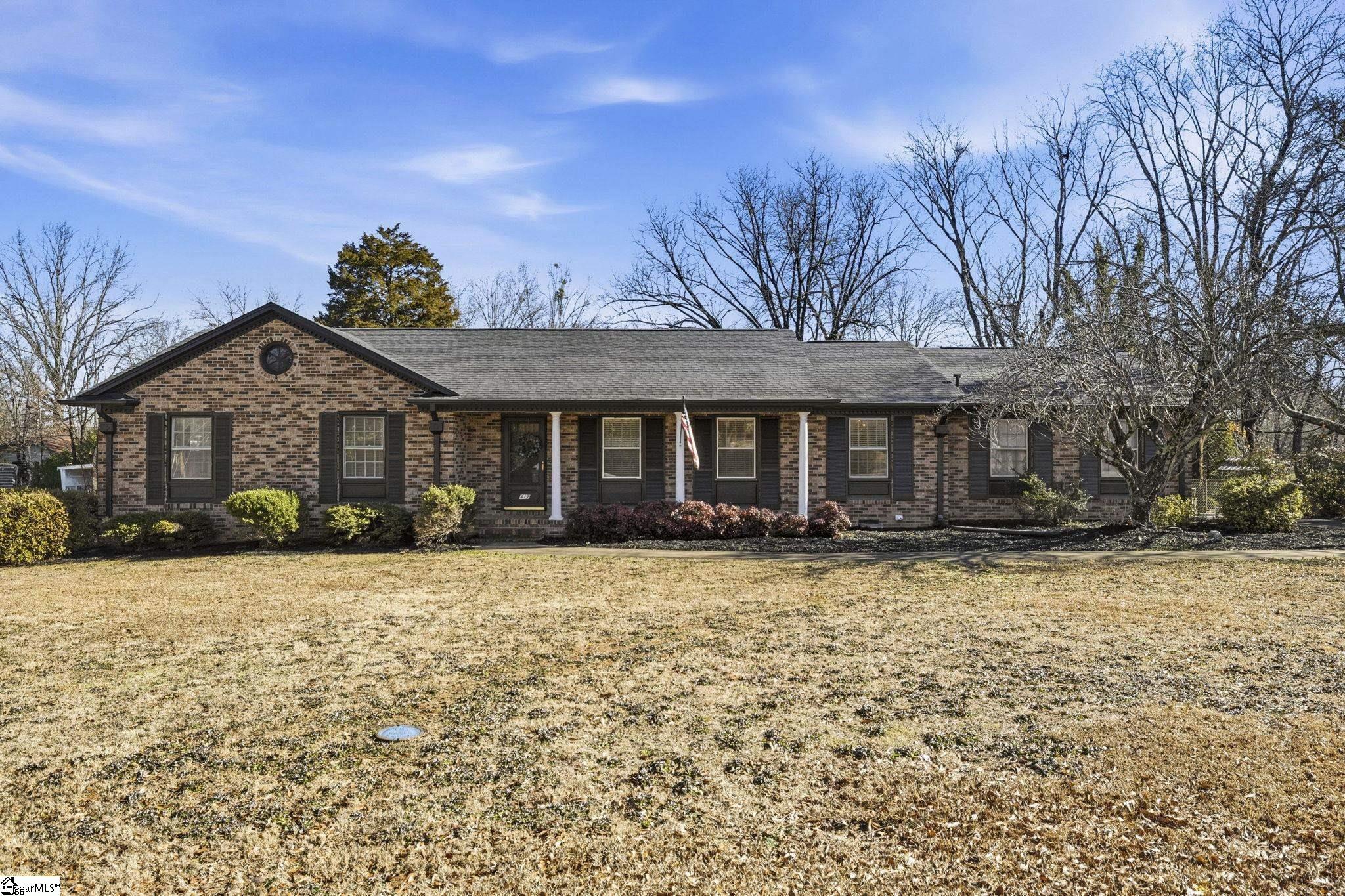417 Brook Glenn Road Taylors, SC 29687 - Photo 1 of 41 Gallery Image 1