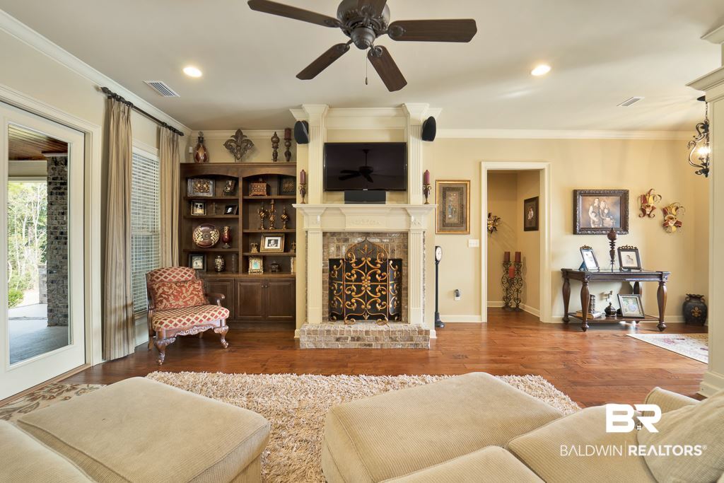 8819 Rosedown Lane Daphne, AL 36526 - Photo 16 of 34 Living Area