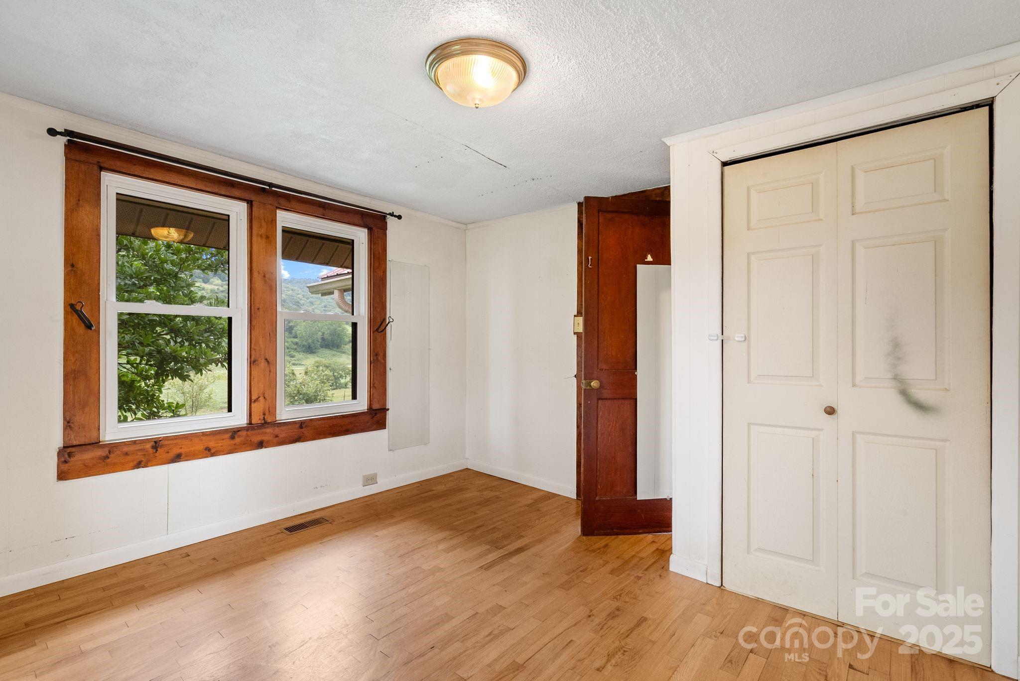 61 Brooks Branch Road Leicester, NC 28748 - Photo 15 of 43 Gallery Image 15