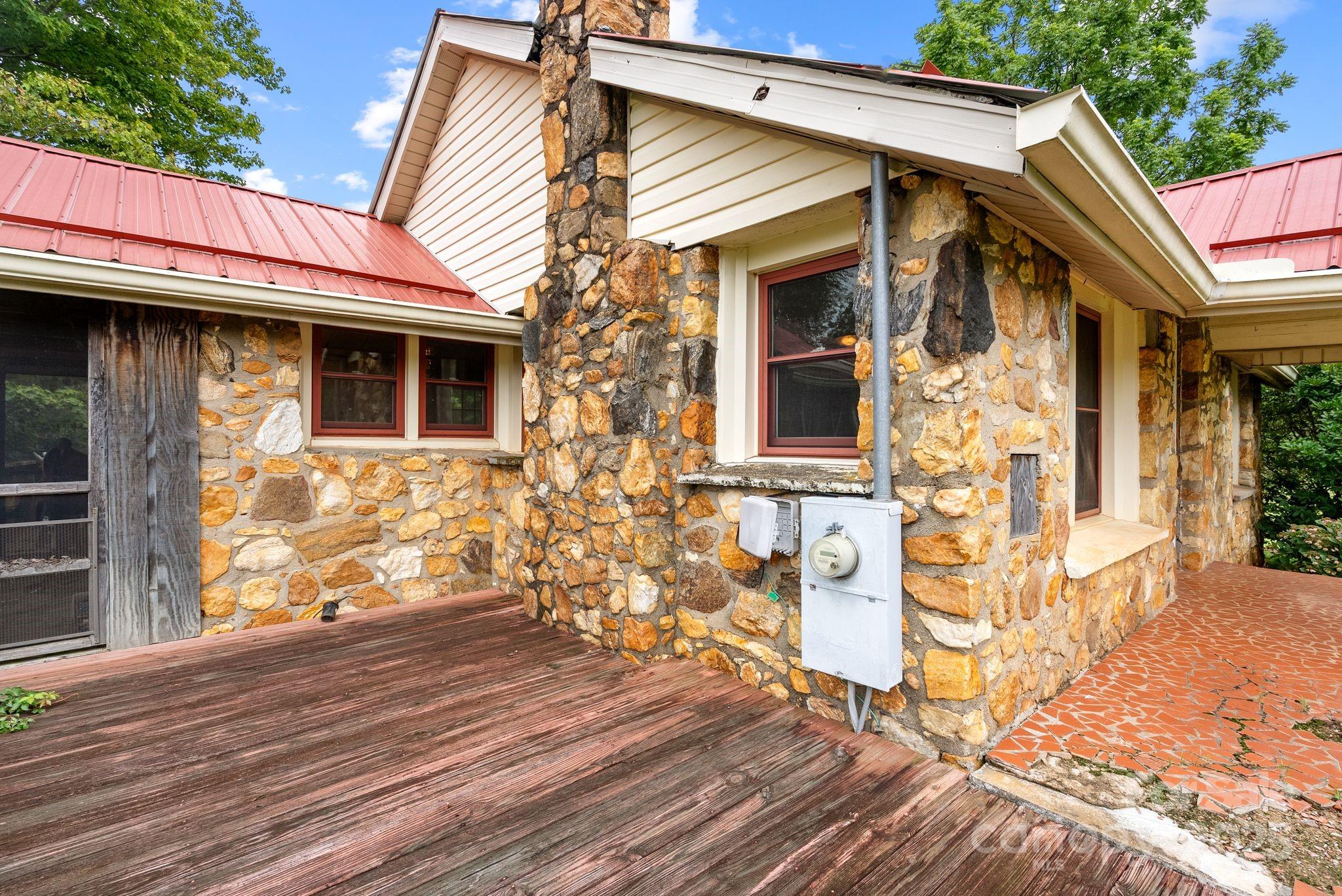 61 Brooks Branch Road Leicester, NC 28748 - Photo 24 of 43 Gallery Image 24