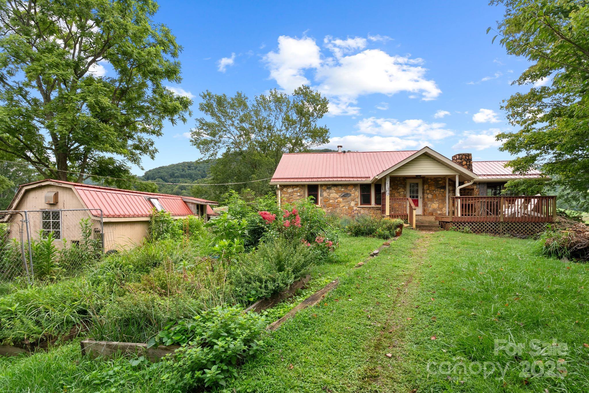 61 Brooks Branch Road Leicester, NC 28748 - Photo 28 of 43 Gallery Image 28