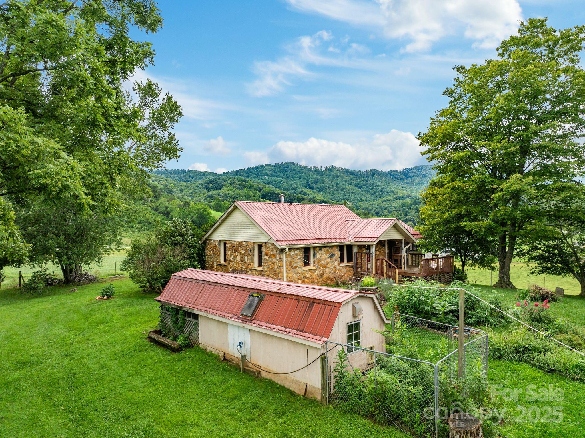 61 Brooks Branch Road Leicester, NC 28748 - Photo 29 of 43 Gallery Image 29