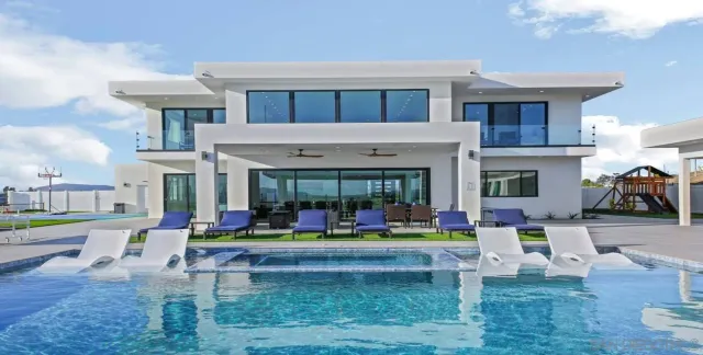 $19,995 | 35298 Calle Campo, Temecula, CA 92592