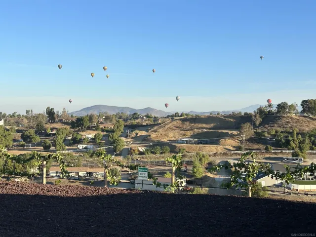 $19,995 | 35298 Calle Campo, Temecula, CA 92592