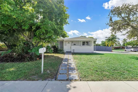 $479,999 | 1130 Northwest 42nd Court, Oakland Park, FL 33309