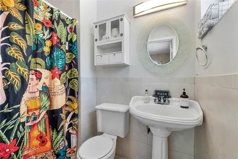 $479,999 | 1130 Northwest 42nd Court, Oakland Park, FL 33309