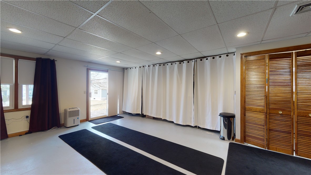 501 Brookhaven Lane Woonsocket, RI 02895 - Photo 42 of 47