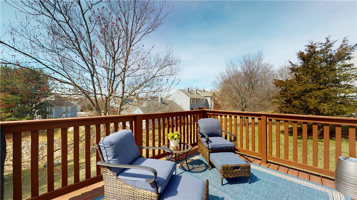 501 Brookhaven Lane Woonsocket, RI 02895 - Photo 6 of 47