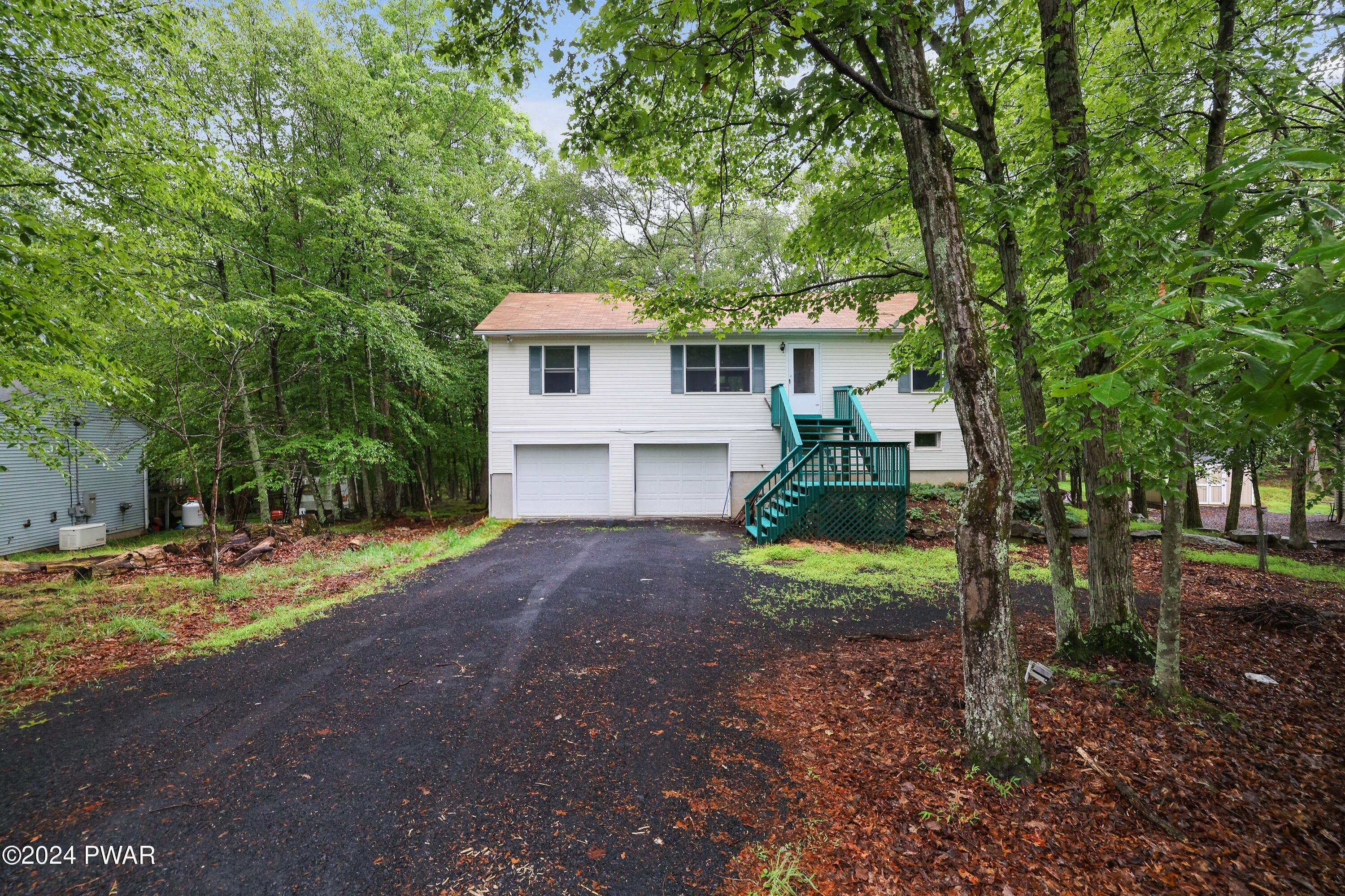 2233 Eagle Path Bushkill, PA 18324 - Photo 28 of 28 RBR52301