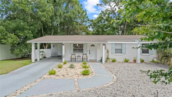 $359,900 | 1124 West Desoto Street, Clermont, FL 34711