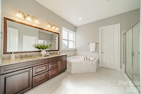 $667,500 | 15016 High Bluff Court, Charlotte, NC 28278