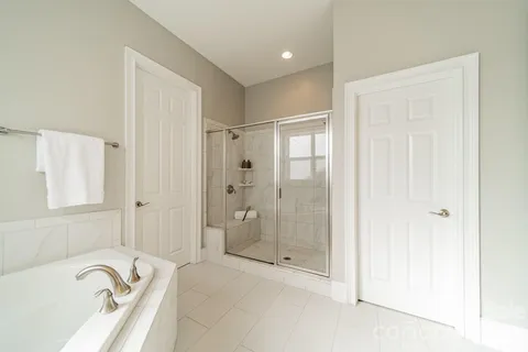 $667,500 | 15016 High Bluff Court, Charlotte, NC 28278