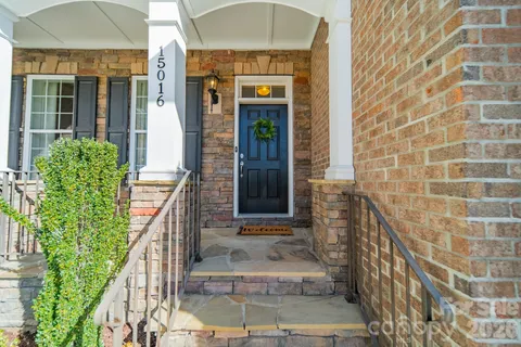 $667,500 | 15016 High Bluff Court, Charlotte, NC 28278
