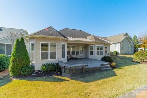 $667,500 | 15016 High Bluff Court, Charlotte, NC 28278