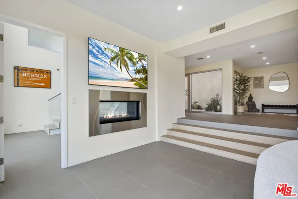 $34,950 | 9716 Oak Pass Road, Beverly Hills, CA 90210
