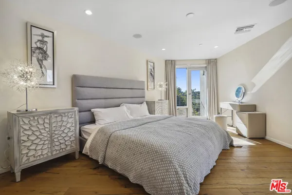 $34,950 | 9716 Oak Pass Road, Beverly Hills, CA 90210