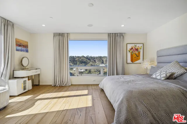 $34,950 | 9716 Oak Pass Road, Beverly Hills, CA 90210