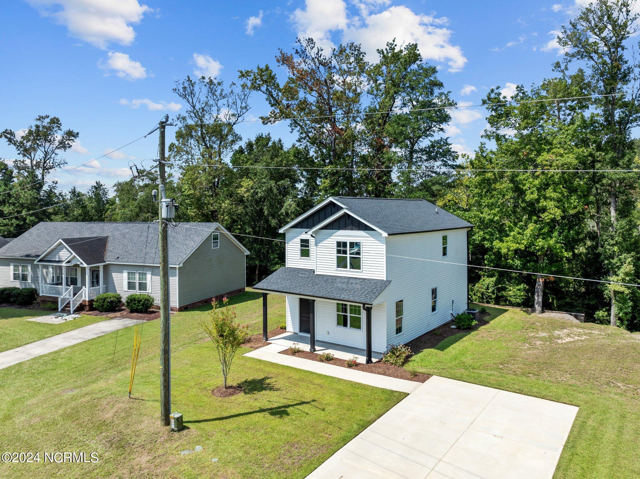 13 Little Creek Road Castle Hayne, NC 28429 - Photo 33 of 36 44-web-or-mls-Photo Aug 19 2024, 12 08 0