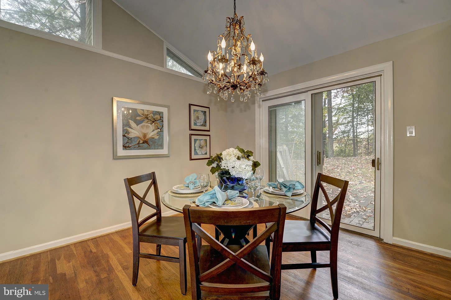 8457 Thames Street Springfield, VA 22151 - Photo 7 of 30 Dining Room