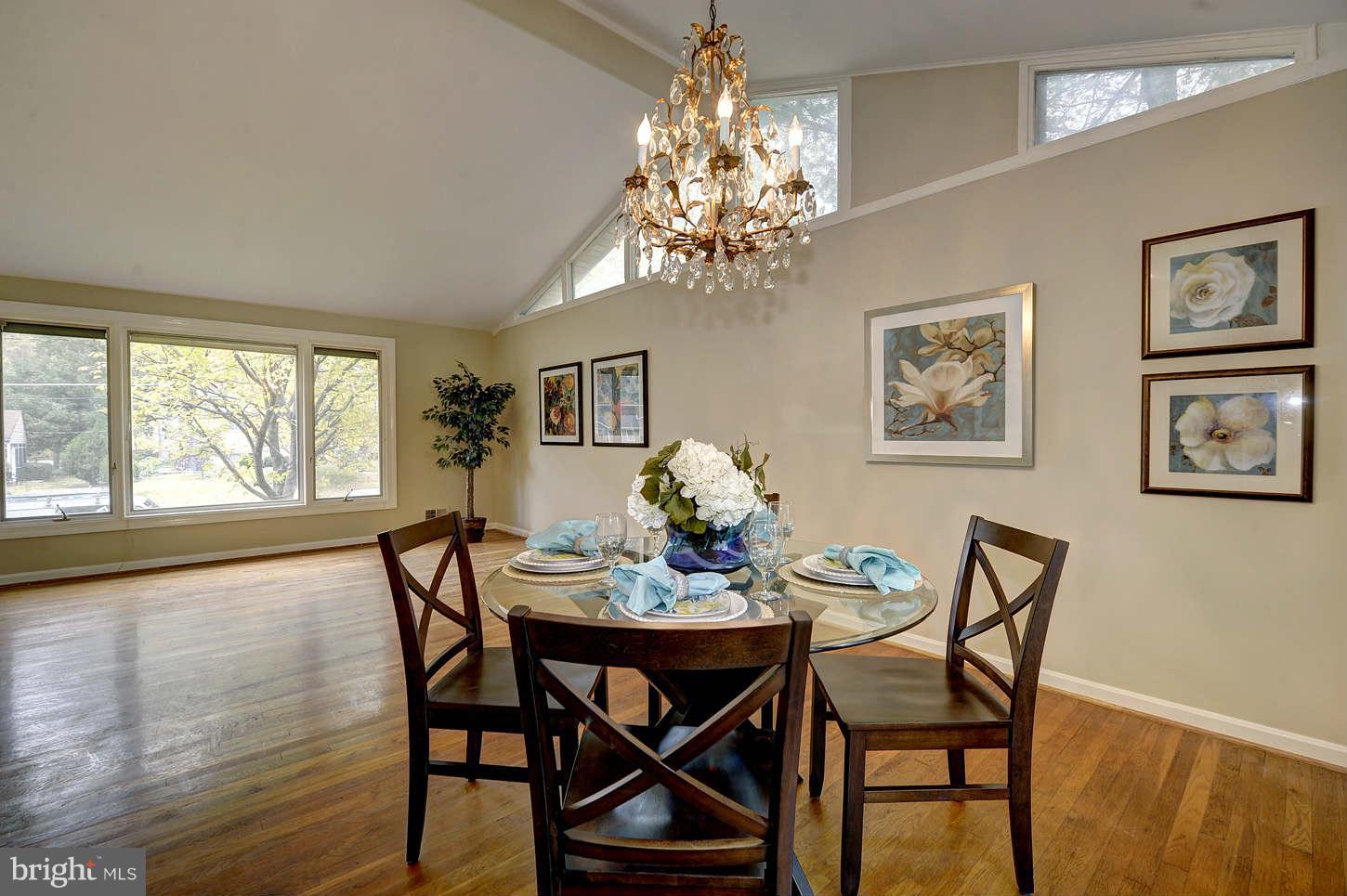 8457 Thames Street Springfield, VA 22151 - Photo 9 of 30 Dining Room