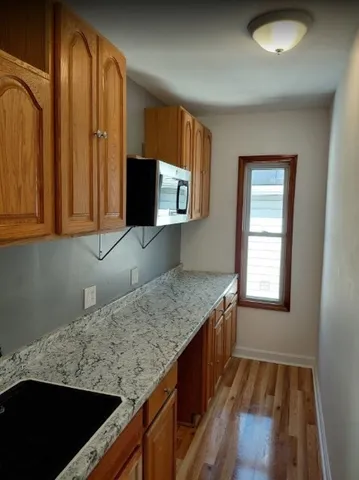 $1,900 | 21 Whipple Street, Unit 3, Worcester, MA 01607