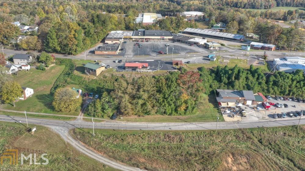 a view of a water fountain