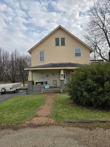 $277,500 | 141 Short Street, Crystal Lake, IL 60014