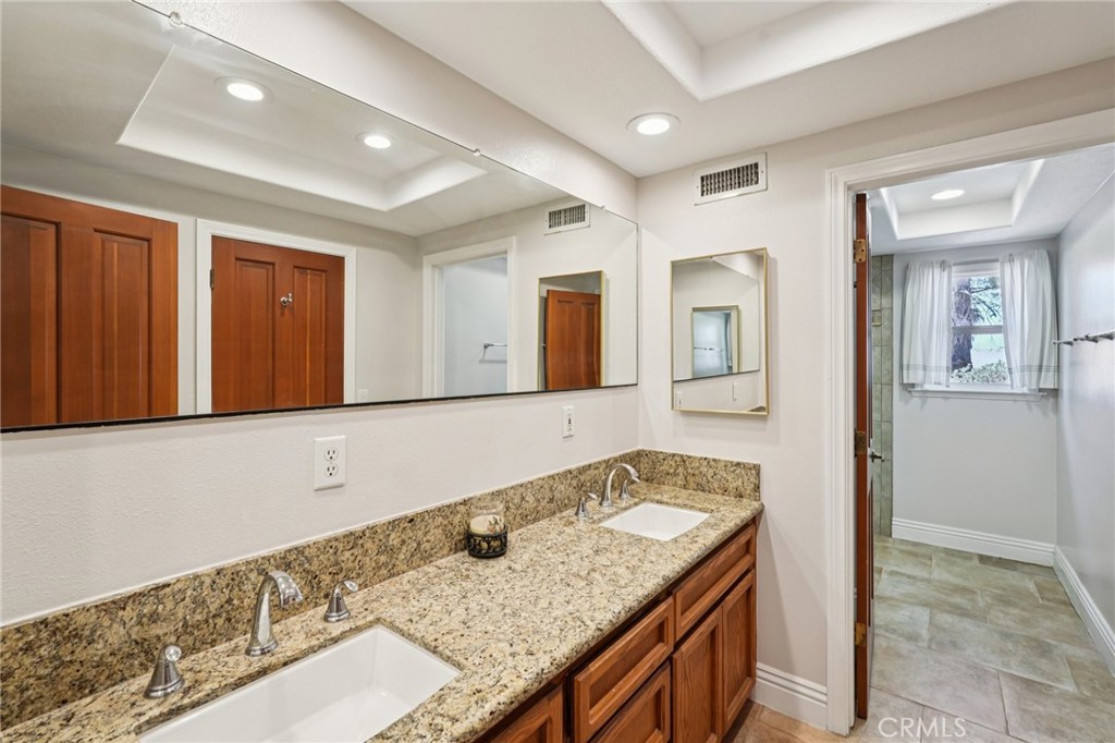 16055 St Timothy Road Apple Valley, CA 92307 - Photo 21 of 35