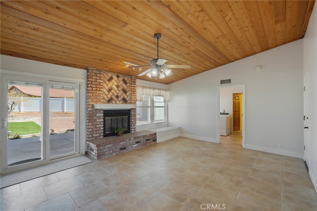 16055 St Timothy Road Apple Valley, CA 92307 - Photo 10 of 35