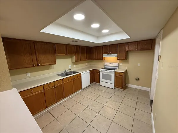 $2,000 | 1338 San Felipe Court, Winter Springs, FL 32708