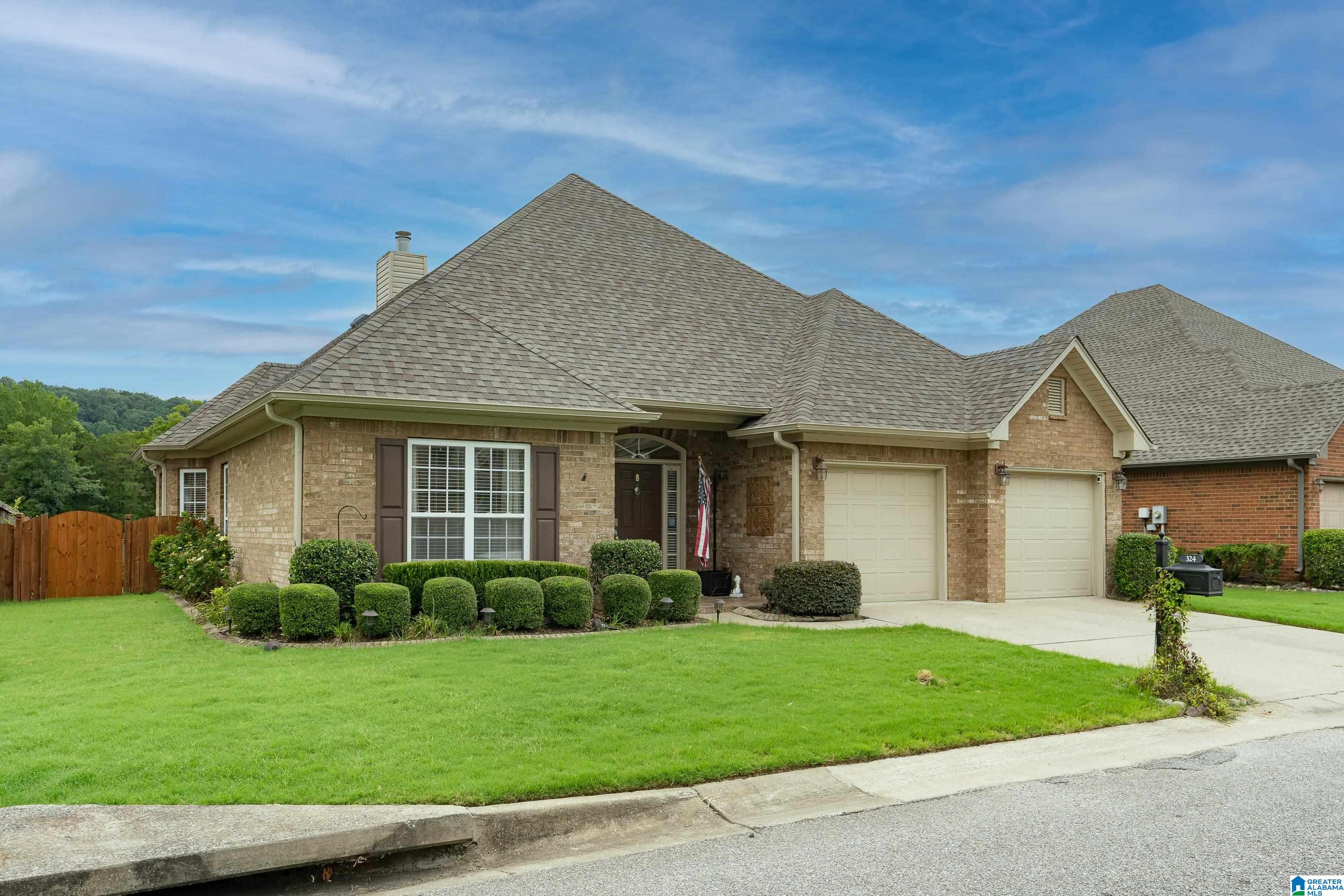 324 Creekside Lane Pelham, AL 35124 - Photo 2 of 27
