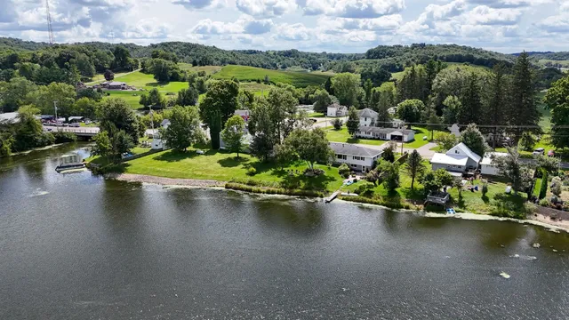 $324,900 | 105 County Rd V, Cazenovia, WI 53924