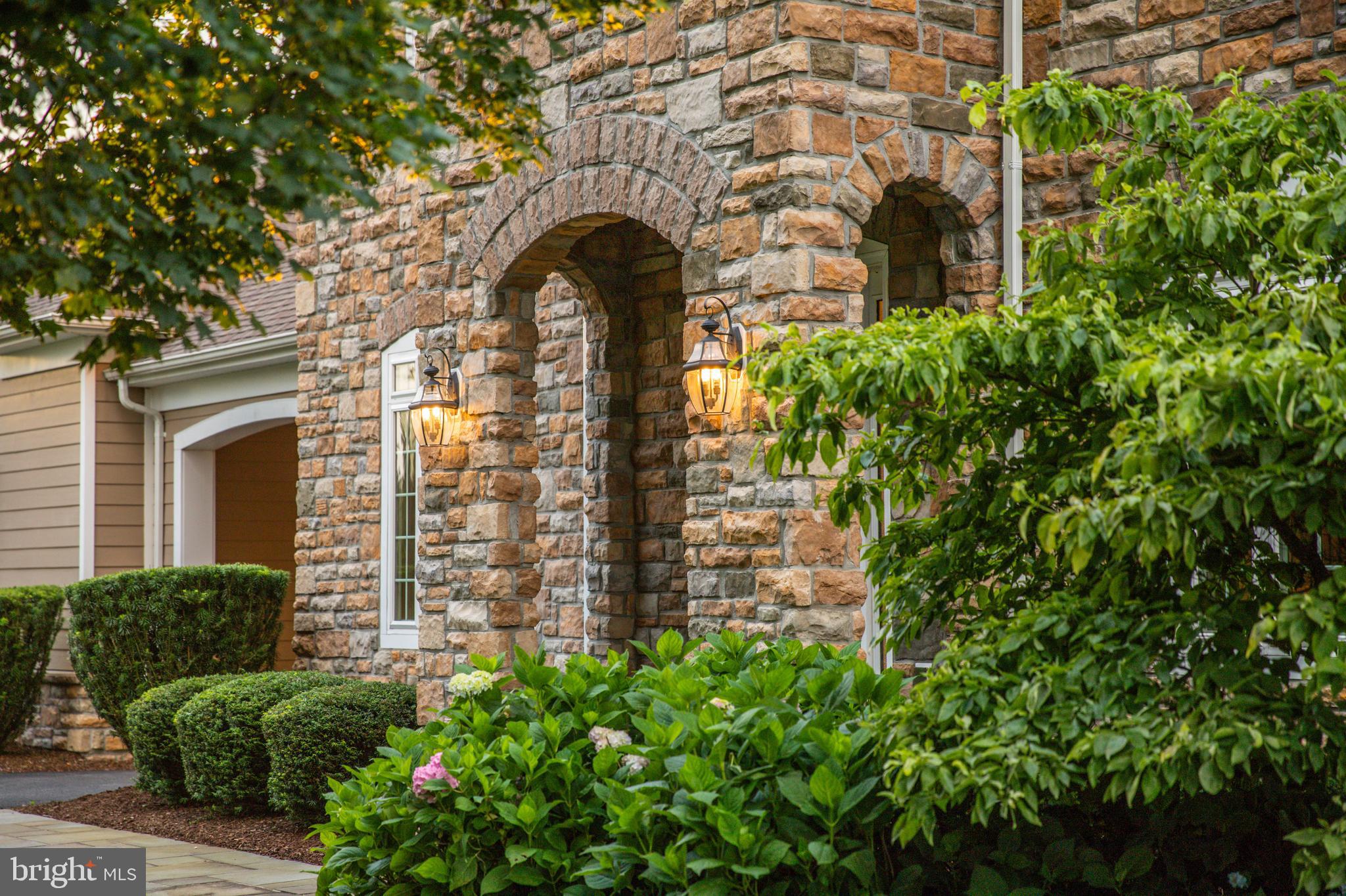 3913 Briar Knoll Circle Phoenix, MD 21131 - Photo 11 of 39 a close view of a brick wall