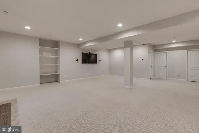 a close view of light bulb