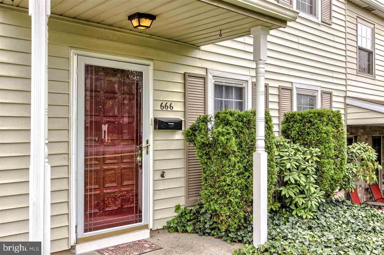 666 Lopax Road Harrisburg, PA 17112 - Photo 3 of 25 Gallery Image 3