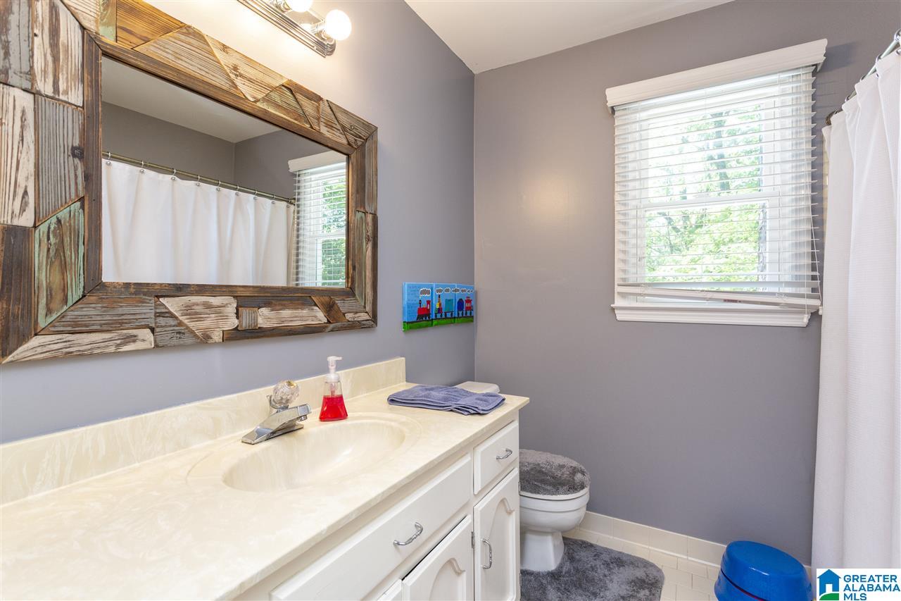 2044 Shagbark Road Hoover, AL 35244 - Photo 31 of 38 Gallery Image 31