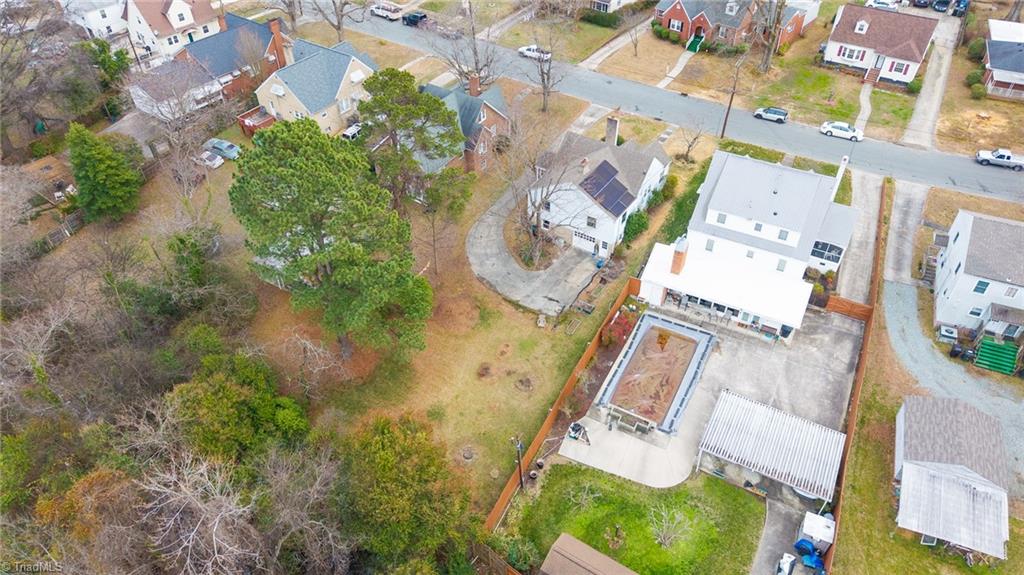 218 Rolling Road Burlington, NC 27217 - Photo 30 of 38 Gallery Image 30