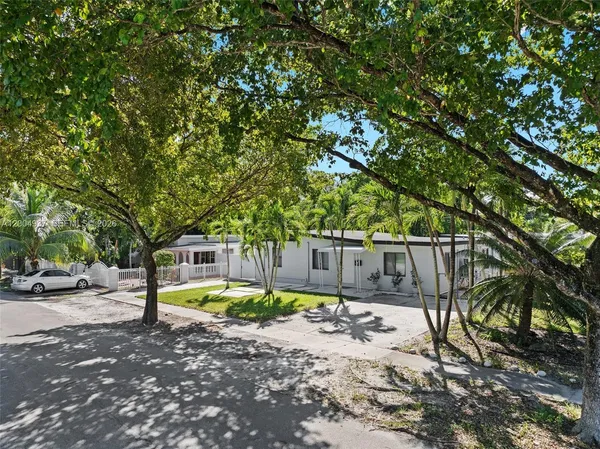 $3,400 | 13840 Northwest 5th Court, Unit 13840, North Miami, FL 33168