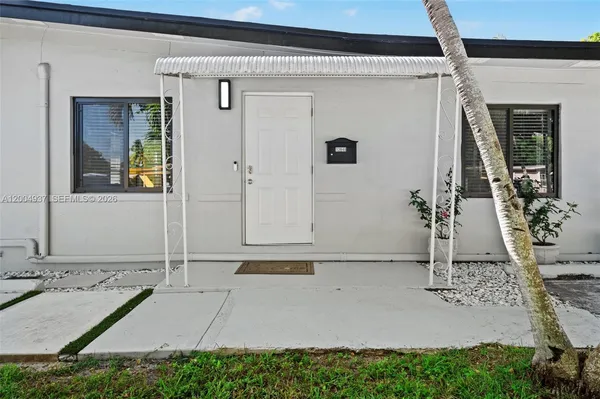 $3,400 | 13840 Northwest 5th Court, Unit 13840, North Miami, FL 33168