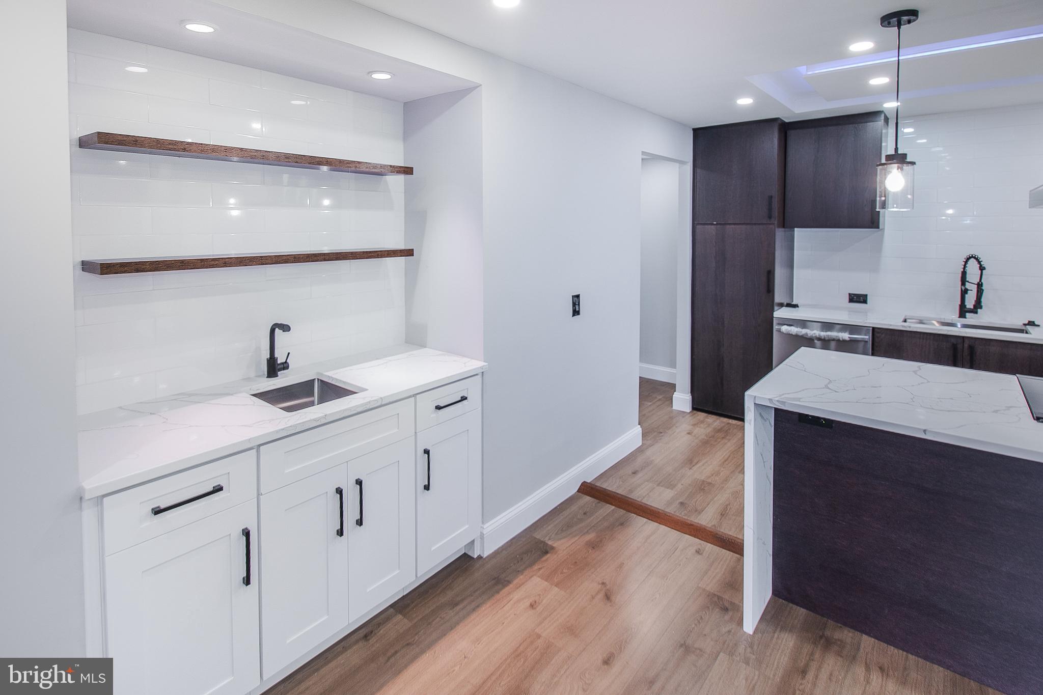 6101 Edsall Road, Unit 803 Alexandria, VA 22304 - Photo 12 of 34 Gallery Image 12