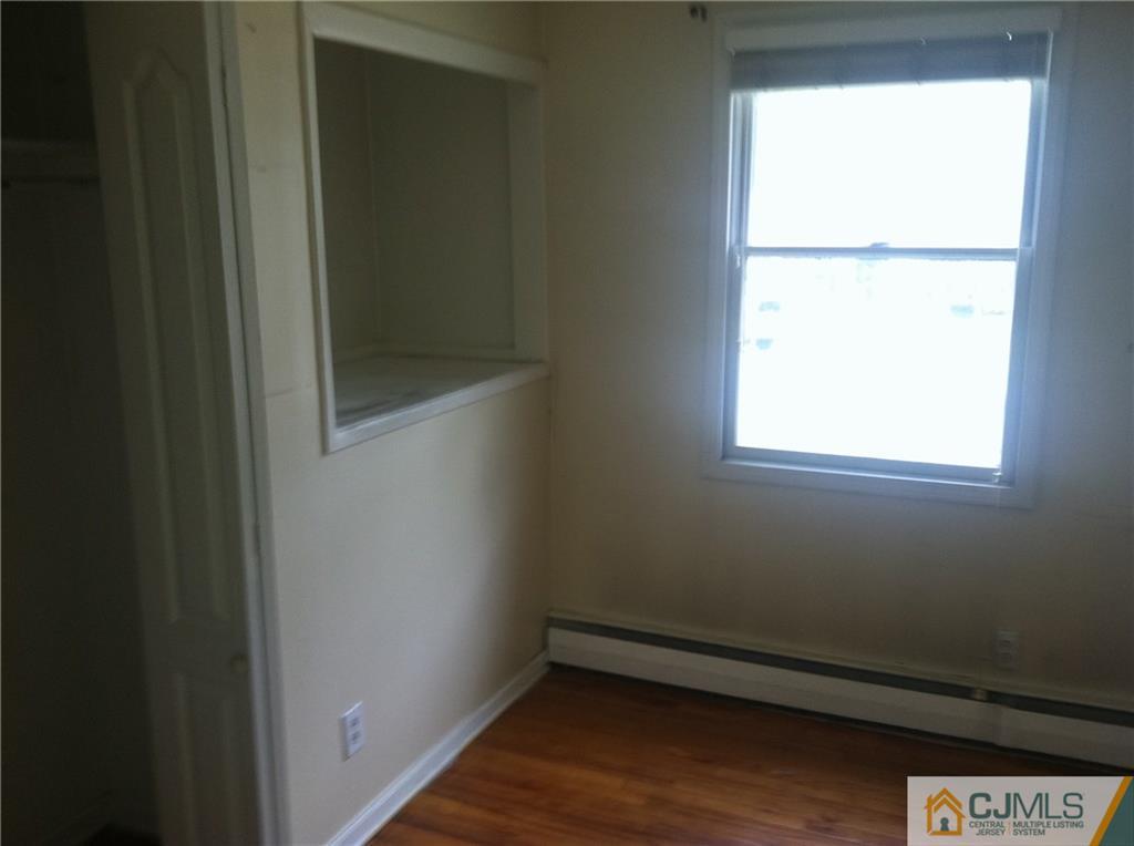 9 Eastlick Road Edison, NJ 08817 - Photo 9 of 20 a small space with a window