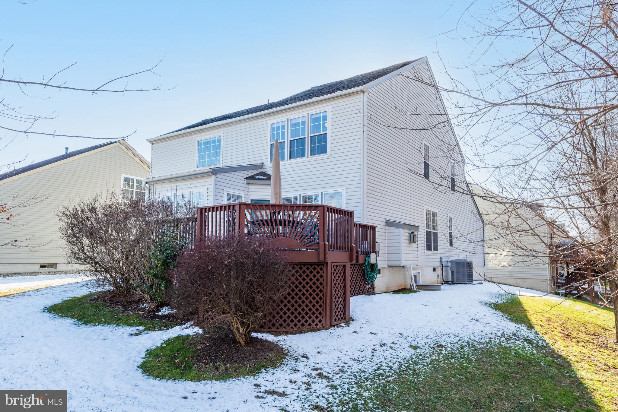 12368 Brown Fox Way Reston, VA 20191 - Photo 59 of 67 Rear Elevation