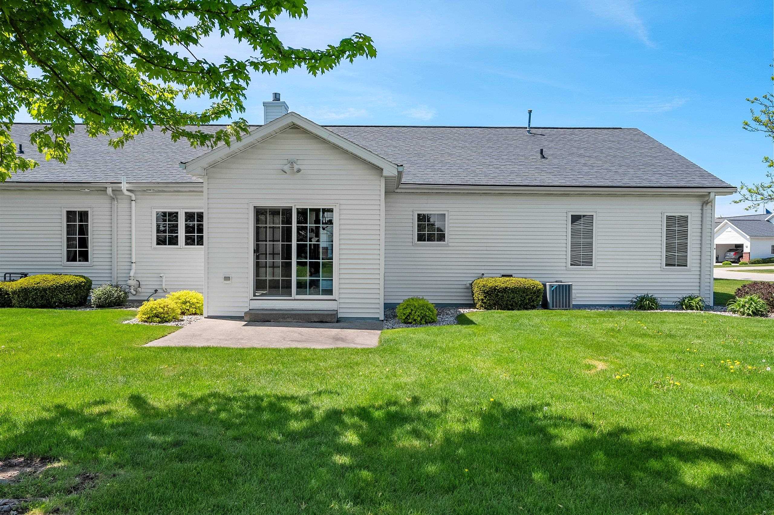 923 Windtree Drive Appleton, WI 54914 - Photo 5 of 54