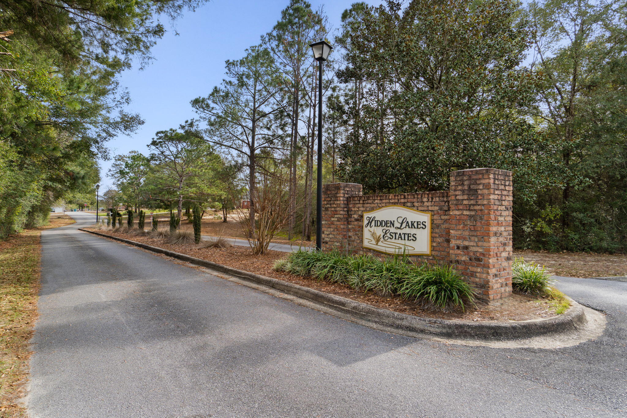 40 Hidden Lakes Trail DeFuniak Springs, FL 32433 - Photo 30 of 42 39-web-or-mls-FinalExterior-11